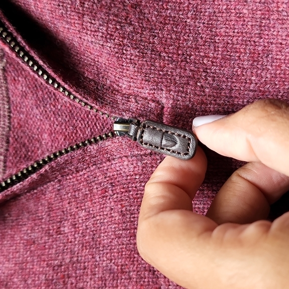 BLACK AND BROWN SWEATER - Picture 4 of 10